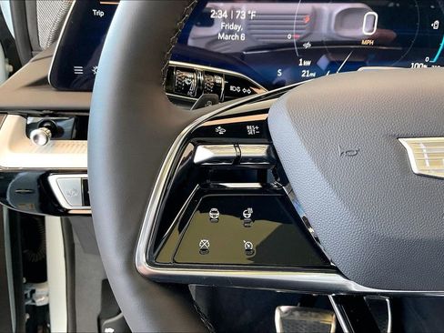 New 2026 Cadillac Optiq Sport 2 image 24