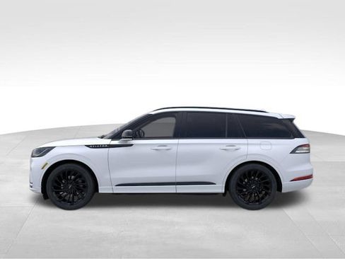 New 2026 Lincoln Aviator Reserve AWD/4WD image 4