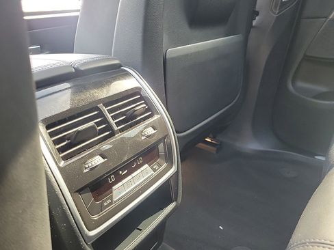 Used 2023 BMW X5 sDrive40i w/ Premium Package image 23