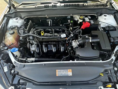 Used 2016 Ford Fusion S image 10