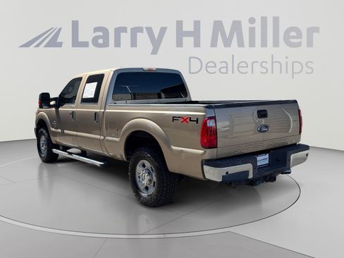 Used 2011 Ford F250 XLT w/ XLT Premium Pkg AWD/4WD image 3
