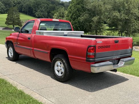 Used 1999 Dodge Ram 1500 Truck 2WD Regular Cab image 6