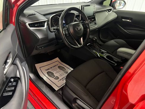 Used 2021 Toyota Corolla SE w/ Special Edition image 2