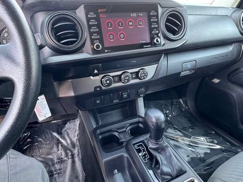 Used 2022 Toyota Tacoma SR RWD image 16