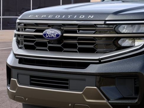 New 2027 Ford Expedition King Ranch RWD image 18