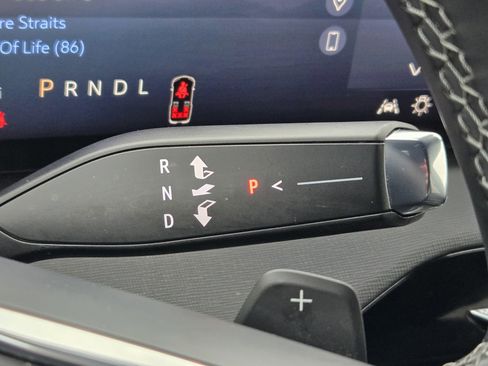 Certified 2025 Buick Enclave Sport Touring image 24