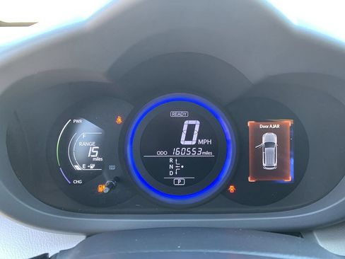 Used 2012 Toyota RAV4 EV FWD image 19