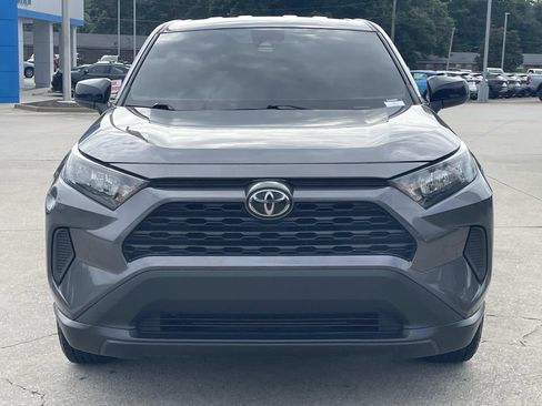 Used 2022 Toyota RAV4 LE FWD image 6