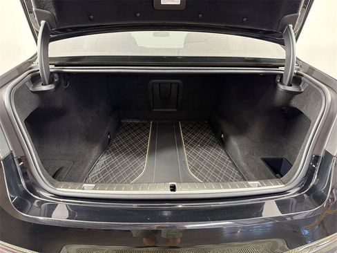 Used 2020 BMW 740i w/ M Sport Package image 20