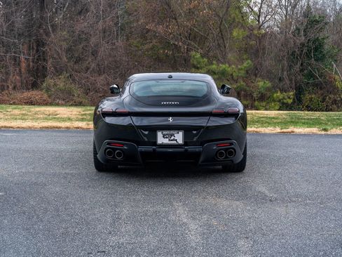 Certified 2022 Ferrari Roma image 8