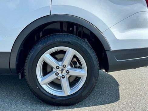 Used 2018 Ford Explorer FWD image 32