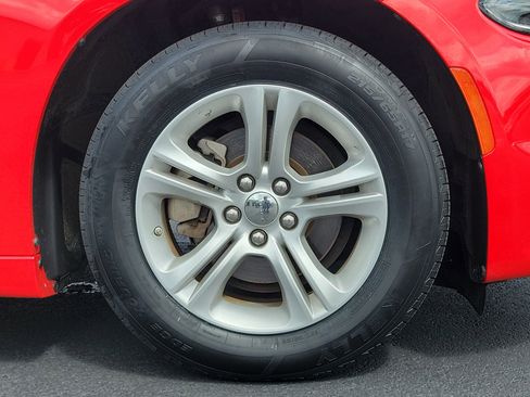 Used 2023 Dodge Charger SXT image 5