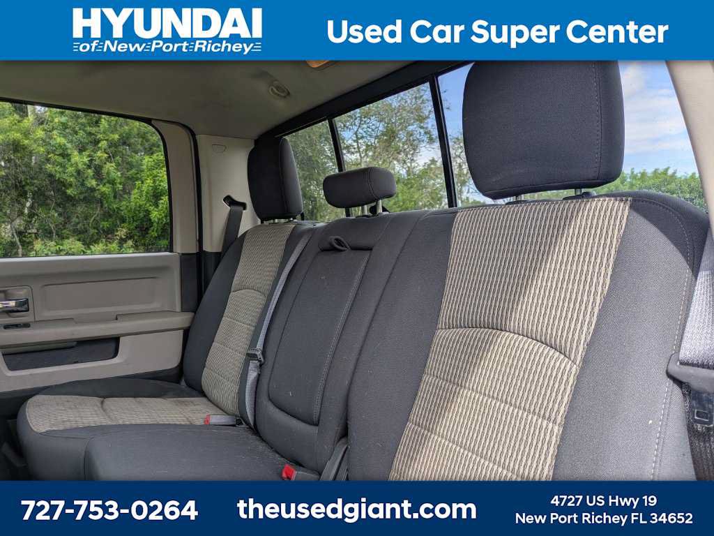 Used 2012 RAM 1500 Big Horn w/ Luxury Group RWD image 12