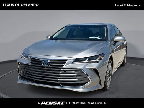 Used 2019 Toyota Avalon Limited w/ Advanced Safety Package FWD image 1