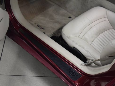 Used 2003 Chevrolet Corvette Convertible w/ Preferred Equipment Group1 image 27