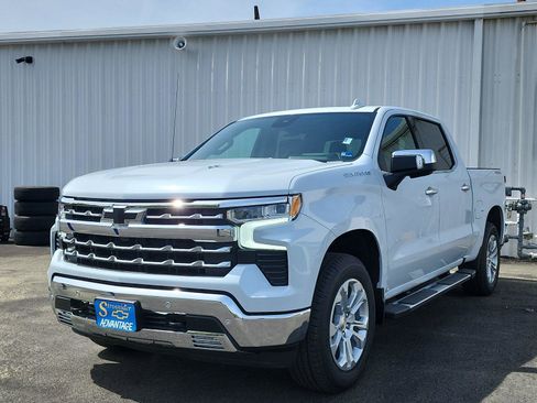 New 2026 Chevrolet Silverado 1500 LTZ w/ Technology Package AWD/4WD image 1