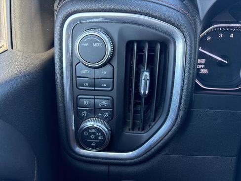 Used 2021 GMC Sierra 1500 AT4 image 25