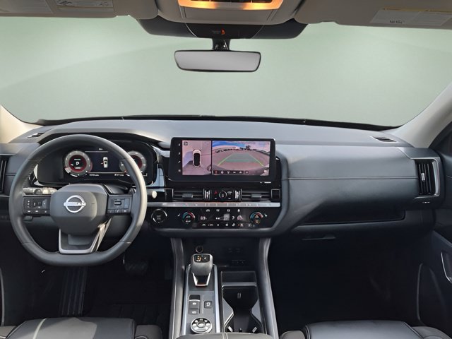 Used 2026 Nissan Pathfinder SL AWD/4WD image 15