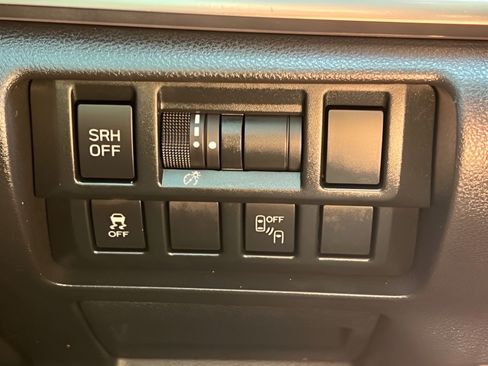 Used 2018 Subaru Crosstrek 2.0i Limited AWD/4WD image 20
