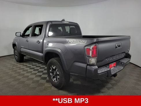 Used 2020 Toyota Tacoma TRD Off-Road w/ TRD Premium Off Road Package AWD/4WD image 6