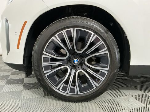 Certified 2025 BMW X3 xDrive30i w/ M Sport Package AWD/4WD image 32