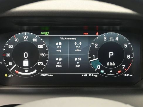 Used 2025 Land Rover Discovery Sport Dynamic SE AWD/4WD image 13