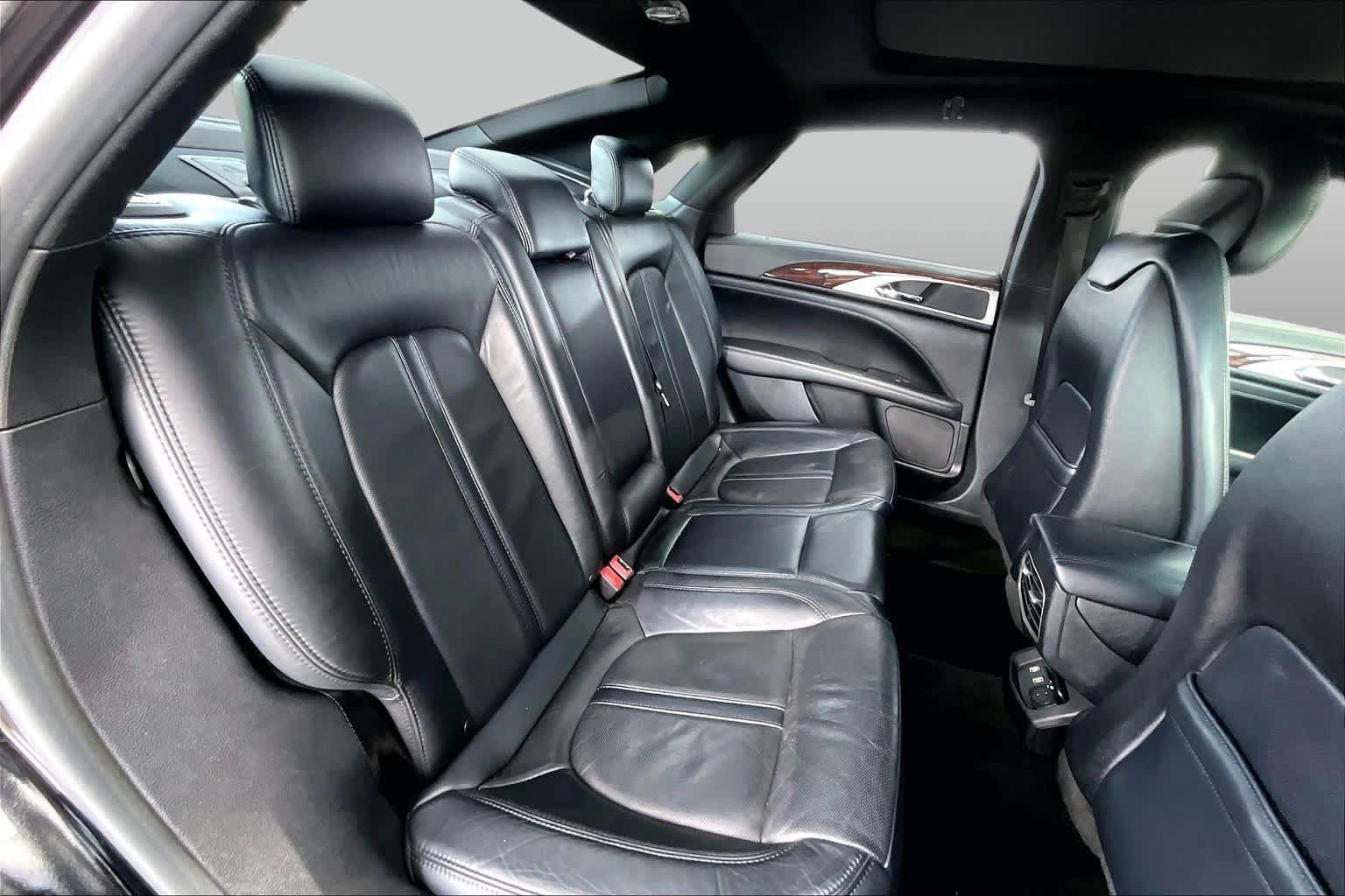 Used 2017 Lincoln MKZ Reserve FWD image 21