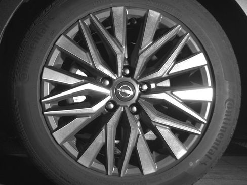 Used 2025 Nissan Altima 2.5 SV image 12