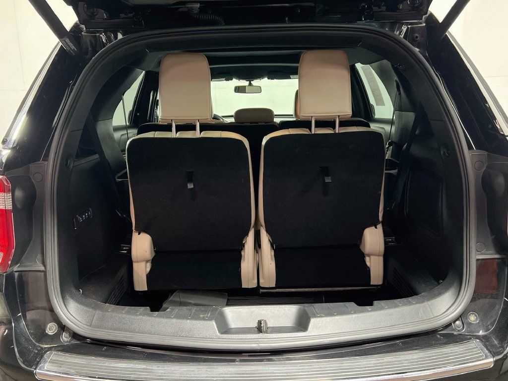 Used 2018 Ford Explorer Limited AWD/4WD image 23