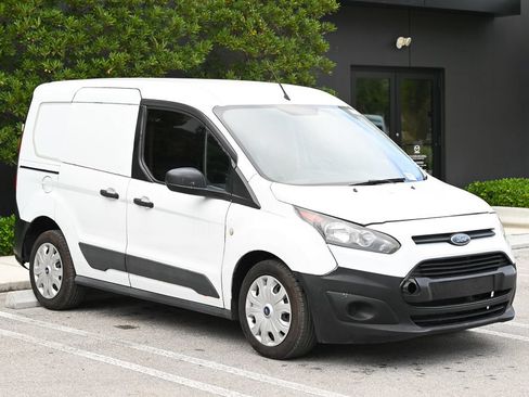 Used 2017 Ford Transit Connect XL FWD image 3