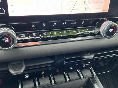 Used 2025 GMC Canyon Elevation w/ Convenience Package image 26