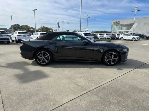 Used 2024 Ford Mustang Premium image 4