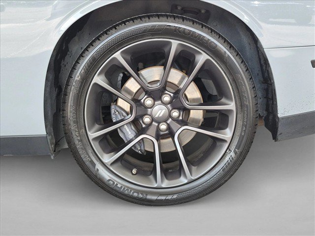 Used 2022 Dodge Challenger R/T Scat Pack RWD image 25
