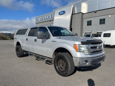 Used 2014 Ford F150 XLT w/ Equipment Group 301A Mid image 4