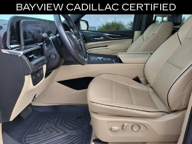 Certified 2024 Cadillac Escalade ESV Premium Luxury w/ Performance Package AWD/4WD image 17
