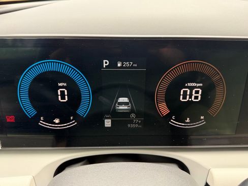 Certified 2025 Hyundai Tucson SEL image 18