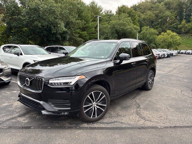 Used 2020 Volvo XC90 T5 Momentum w/ Protection Package AWD/4WD image 1