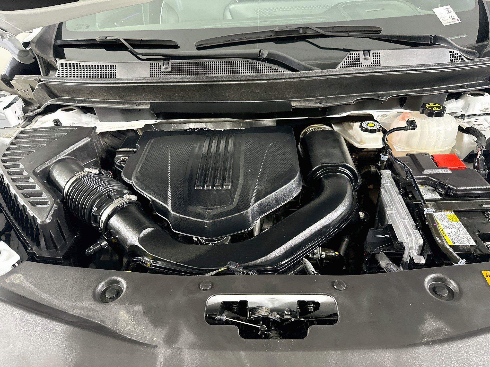 Used 2025 Buick Enclave Preferred FWD image 35