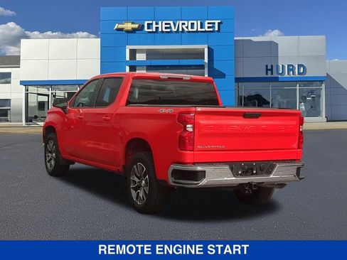 Used 2023 Chevrolet Silverado 1500 LT AWD/4WD image 7
