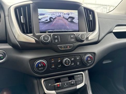 Used 2024 GMC Terrain SLT w/ Elevation Edition FWD image 22