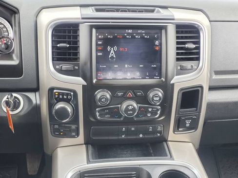 Used 2018 RAM 1500 Big Horn AWD/4WD image 30