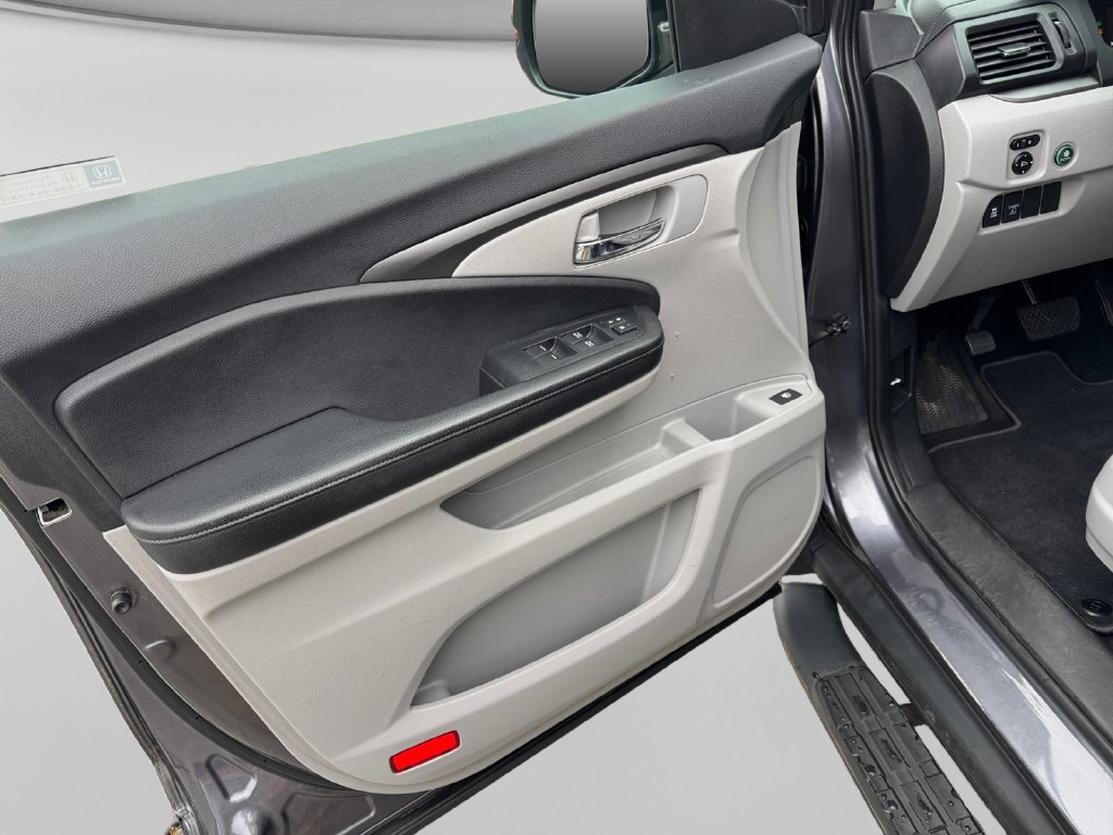 Used 2019 Honda Ridgeline RTL image 10