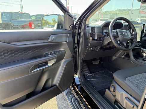 New 2025 Ford Ranger XLT w/ FX4 Off-Road Package image 11