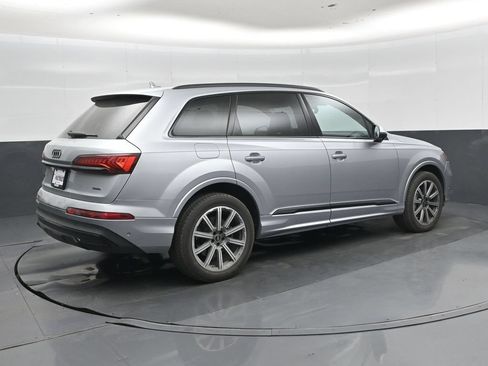 Used 2023 Audi Q7 2.0T Premium Plus w/ Premium Plus Package AWD/4WD image 23