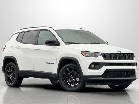New 2026 Jeep Compass Latitude image 2