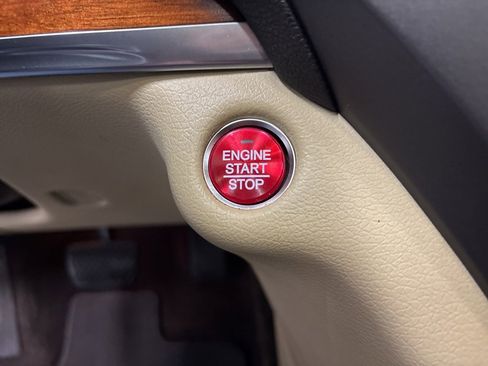 Used 2017 Acura MDX SH-AWD w/ Advance Package image 24