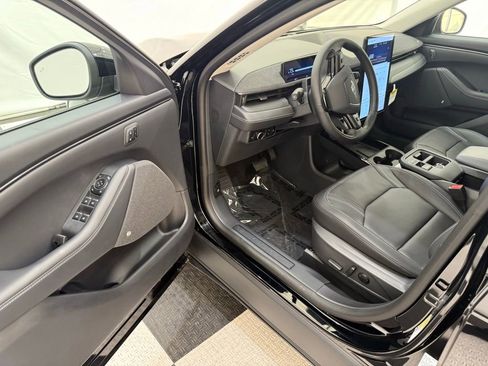 New 2025 Ford Mustang Mach-E Premium image 28