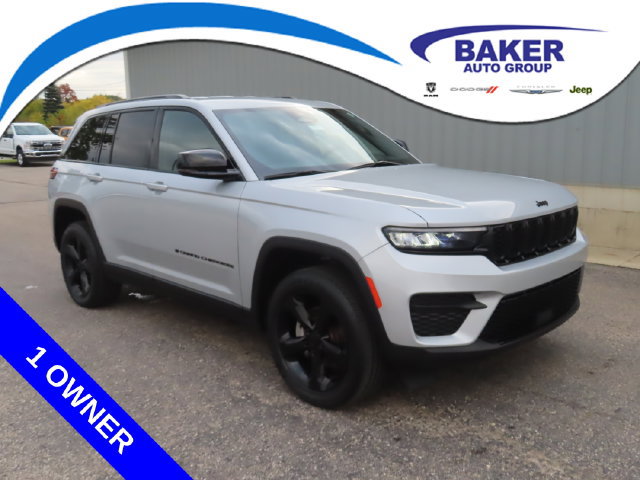 Used 2023 Jeep Grand Cherokee Altitude AWD/4WD image 1