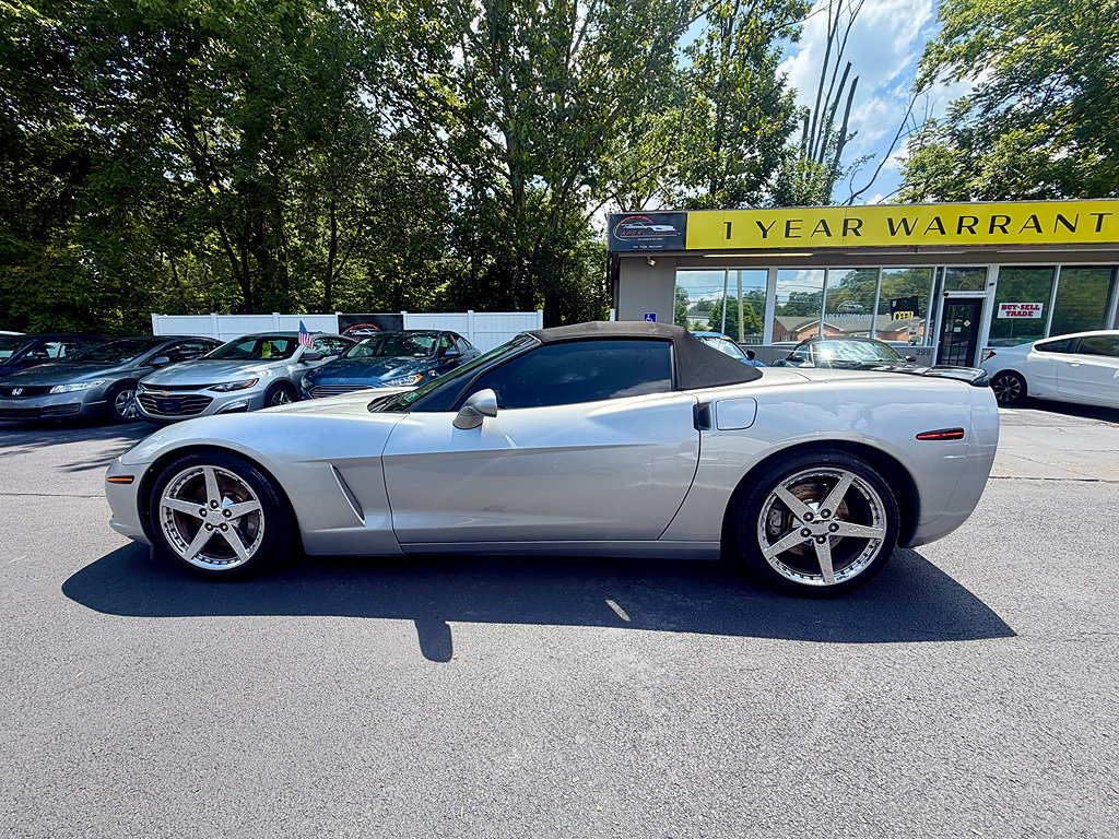 Used 2005 Chevrolet Corvette Convertible w/ Preferred Equipment Group RWD image 5