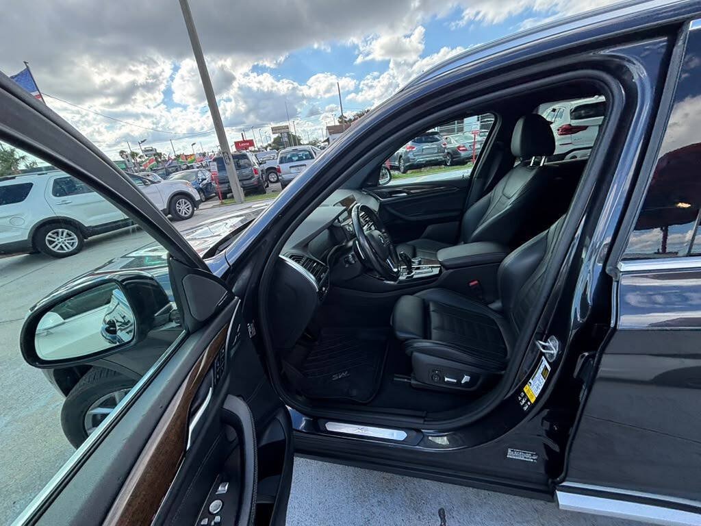Used 2020 BMW X3 xDrive30i w/ Executive Package AWD/4WD image 2